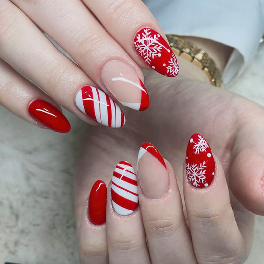 Christmas False Nails In Red & White with Various Snowflake & Stripe Patterns