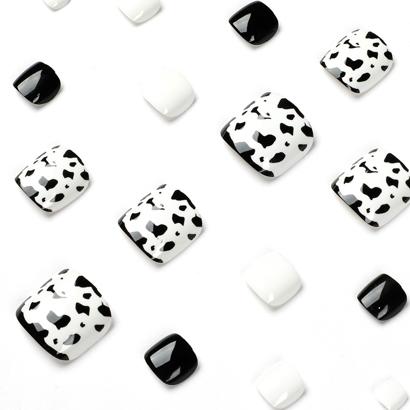 Black White Cow Toe Nails