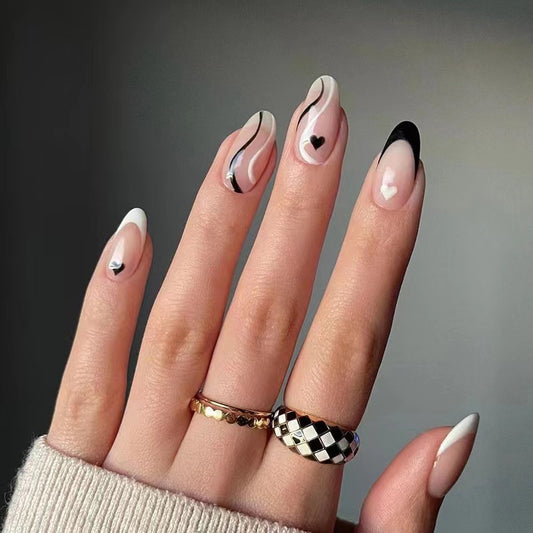 24PCS Black And White Lines Heart Shape Nails Medium