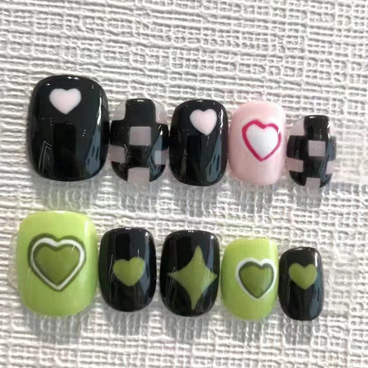 #BL89 Handmade Press On Nails Kurze Nägel Herzform